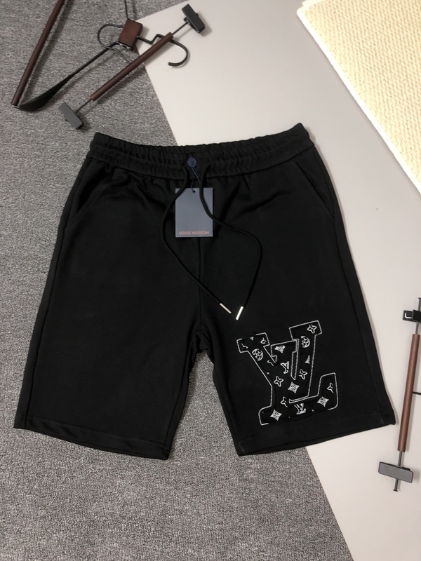 ブランドハーフパンツ正面デザイン